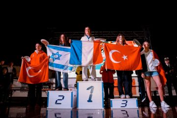 סופ"ש מדהים לשייטים ולגולשים – פלג רג'ואן ונעמה פלטניק הם סגני אלופי אירופה לנוער בגלישת רוח